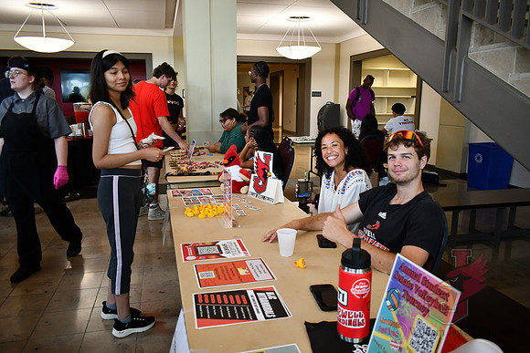 25.08.18 SLE Organization Fair 4