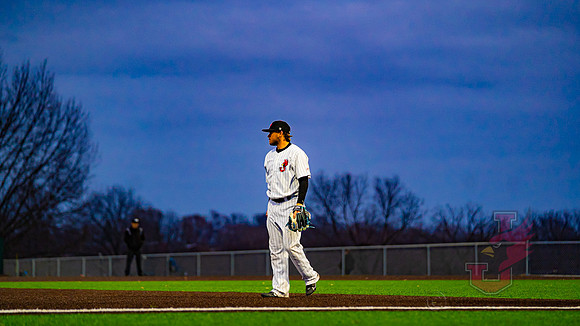 25.02.25 ATH BASE V. Winona 18