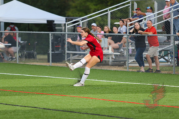24.10.04 ATH WSOC V Quincy-57