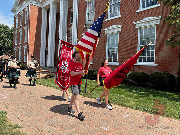 25.08.18 SLE Walk Around the Quad 31
