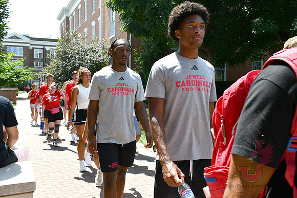25.08.18 SLE Walk Around the Quad 58