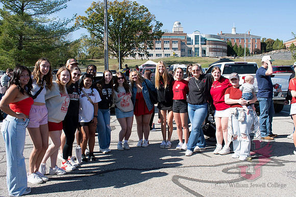 24.10.19 JSE Homecoming Tailgate 21