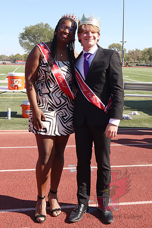 24.10.19 SLE Halftime - Homecoming Court 31
