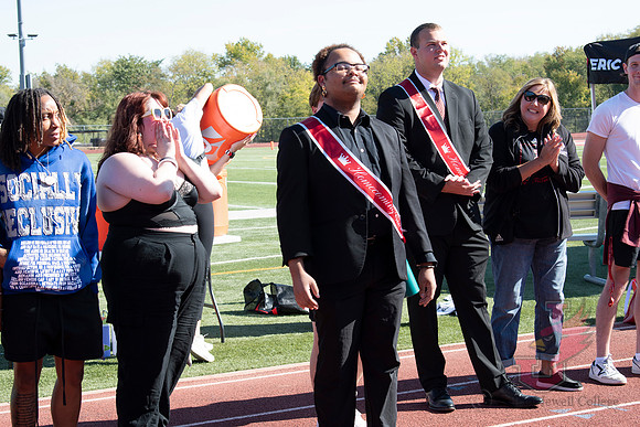24.10.19 SLE Halftime - Homecoming Court 16