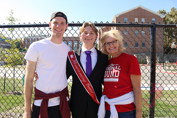 24.10.19 SLE Halftime - Homecoming Court 10