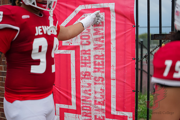 25.10.18 SLE Football Team Walkdown 8