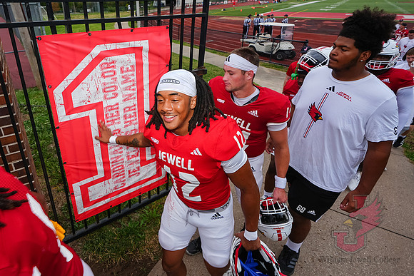 25.10.18 SLE Football Team Walkdown 10