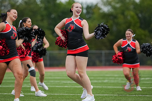 25.10.18 JSE Homecoming Game, Fans 29