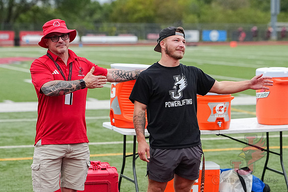 25.10.18 SLE Halftime, Powerlifting National Champ 2