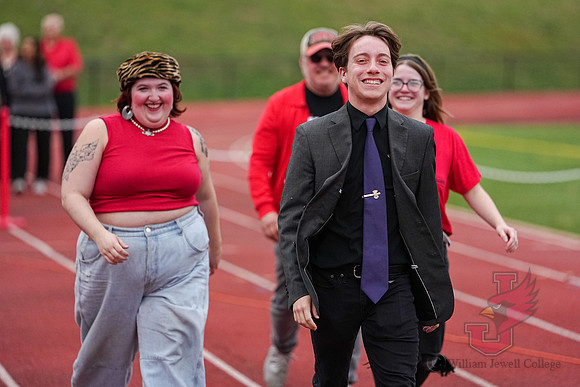 25.10.18 SLE Homecoming Court 2 Ivan Calderon