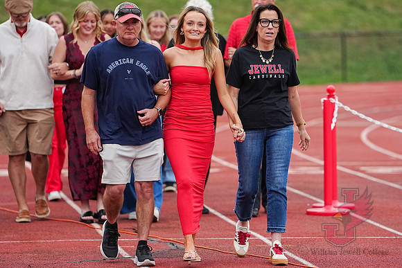 25.10.18 SLE Homecoming Court 15 Morgan Hall
