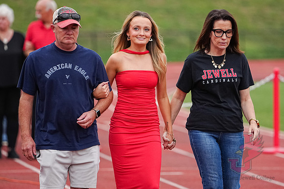 25.10.18 SLE Homecoming Court 16 Morgan Hall