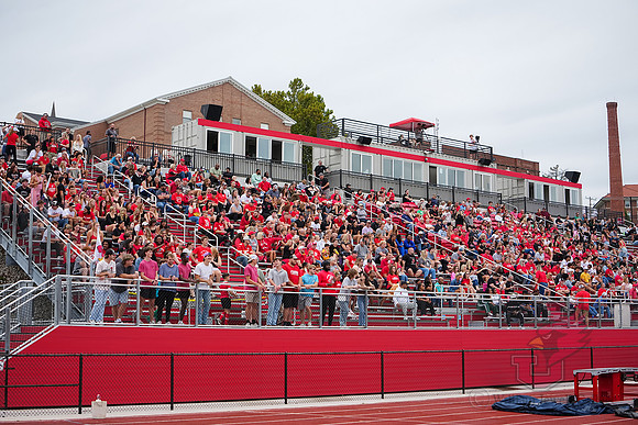 25.10.18 JSE Homecoming Game, Fans 6