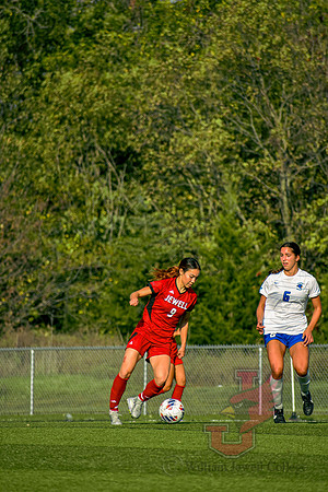 25.10.17 ATH WSOC V ROCK4