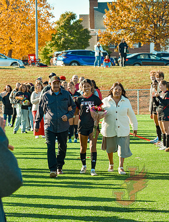 25.11.02 ATH WSOC Senior Day2