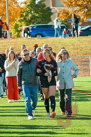 25.11.02 ATH WSOC Senior Day6