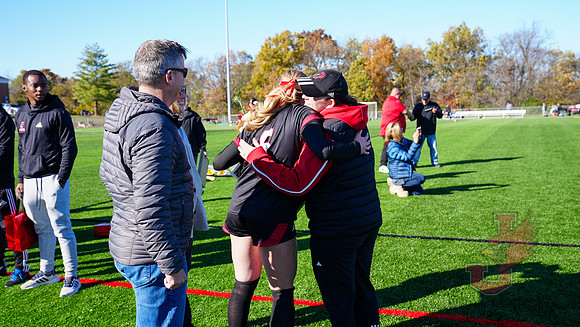 25.11.02 ATH WSOC V UMSL34