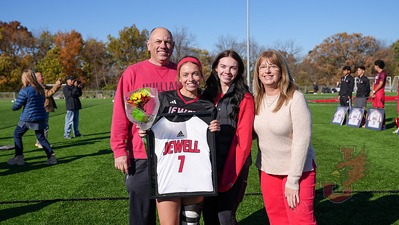 25.11.02 ATH WSOC V UMSL38