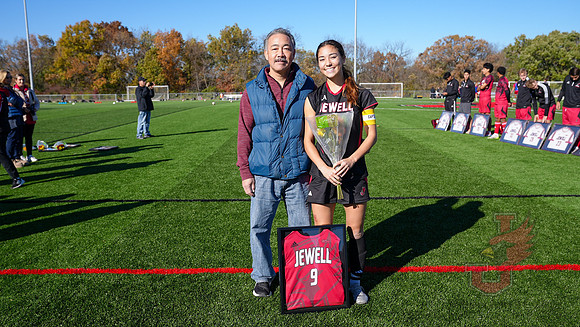 25.11.02 ATH WSOC V UMSL40