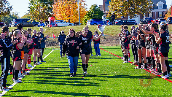 25.11.02 ATH WSOC V UMSL46