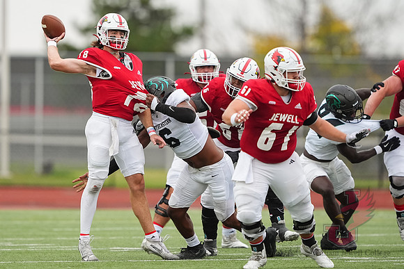 25.10.18 ATH FB V NE State - 161
