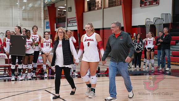 25.11.07 ATH VB Senior Day-7