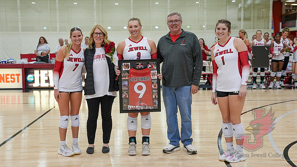 25.11.07 ATH VB Senior Day-10