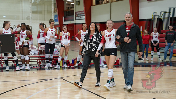 25.11.07 ATH VB Senior Day-11