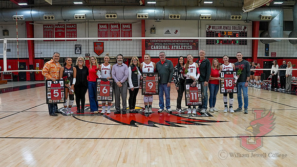 25.11.07 ATH VB Senior Day-17