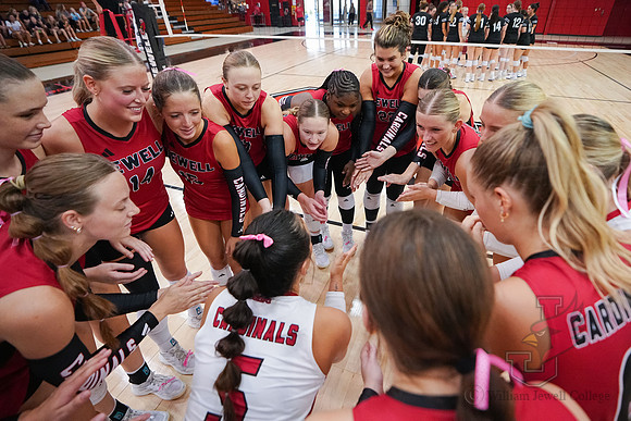 25.10.03 ATH VB V Southwest Baptist10