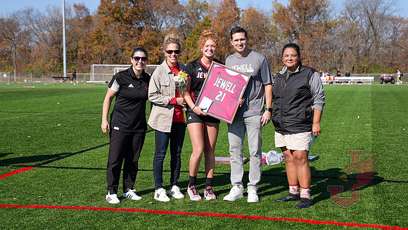 24.10.27 WSOC Senior Day-9
