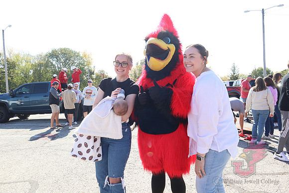 24.10.19 JSE Homecoming Tailgate 75