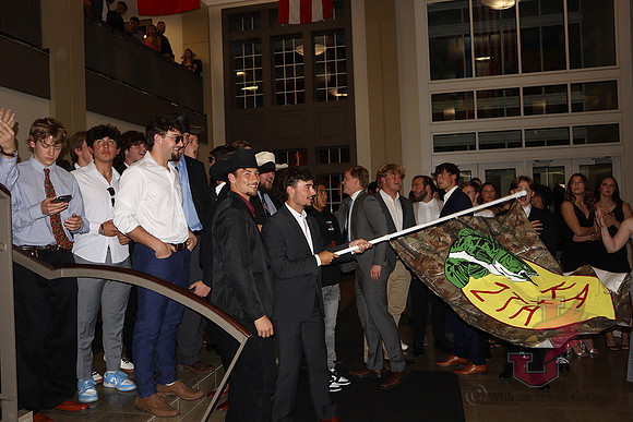 24.10.14 SLE Homecoming Casino Night 39