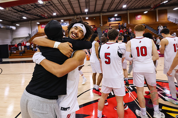 26.01.10 ATH MBB V McKendree118