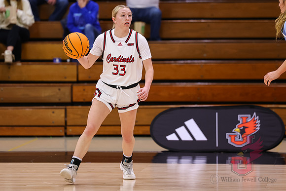 26.01.22 ATH WBB V Upper Iowa7