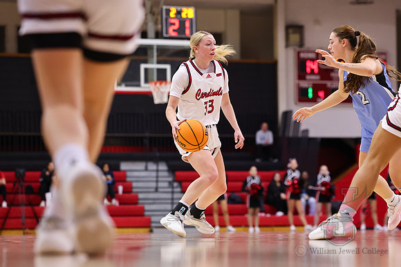 26.01.22 ATH WBB V Upper Iowa15