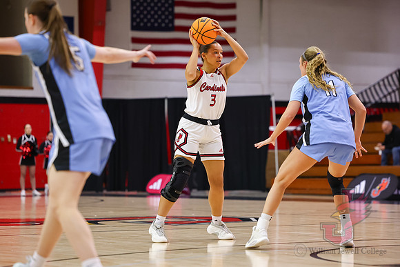 26.01.22 ATH WBB V Upper Iowa24