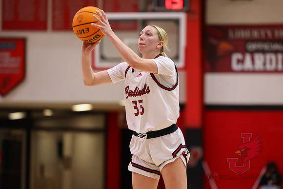 26.01.22 ATH WBB V Upper Iowa39