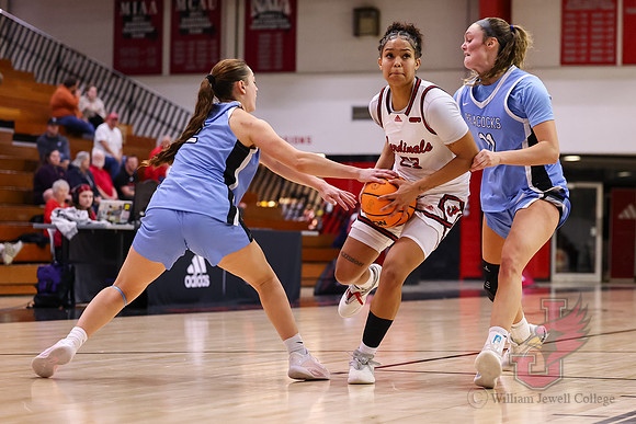 26.01.22 ATH WBB V Upper Iowa57