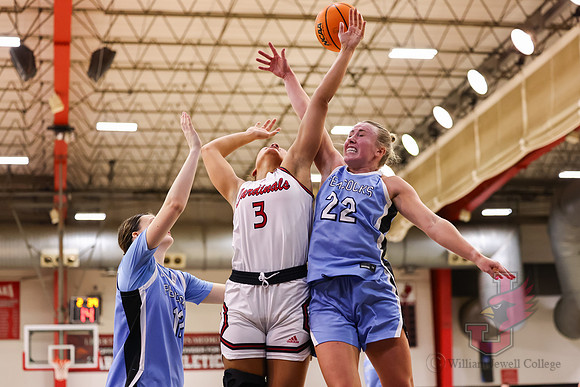 26.01.22 ATH WBB V Upper Iowa70