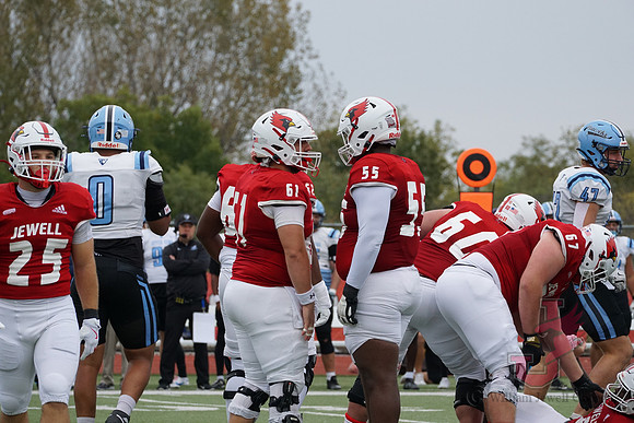 25.10.25 ATH FB V Upper Iowa3