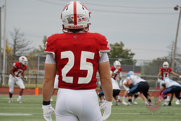 25.10.25 ATH FB V Upper Iowa10