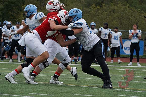 25.10.25 ATH FB V Upper Iowa15