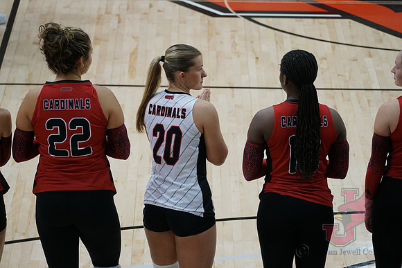 25.10.25 ATH VB V Truman State3