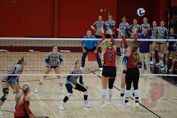 25.10.25 ATH VB V Truman State8