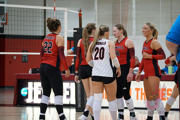 25.10.25 ATH VB V Truman State9