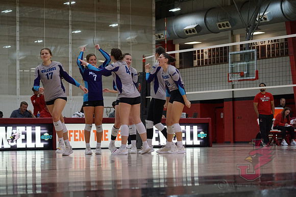 25.10.25 ATH VB V Truman State35