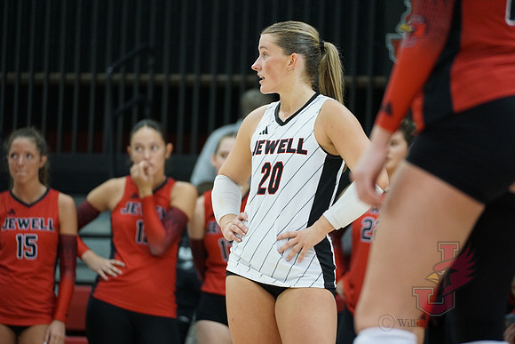 25.10.25 ATH VB V Truman State44