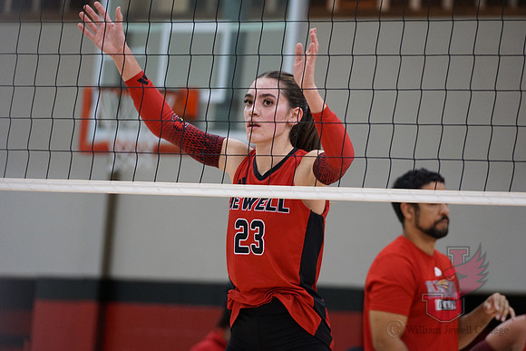 25.10.25 ATH VB V Truman State48