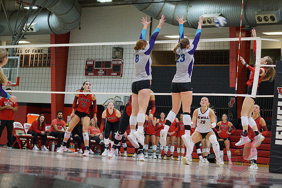 25.10.25 ATH VB V Truman State49